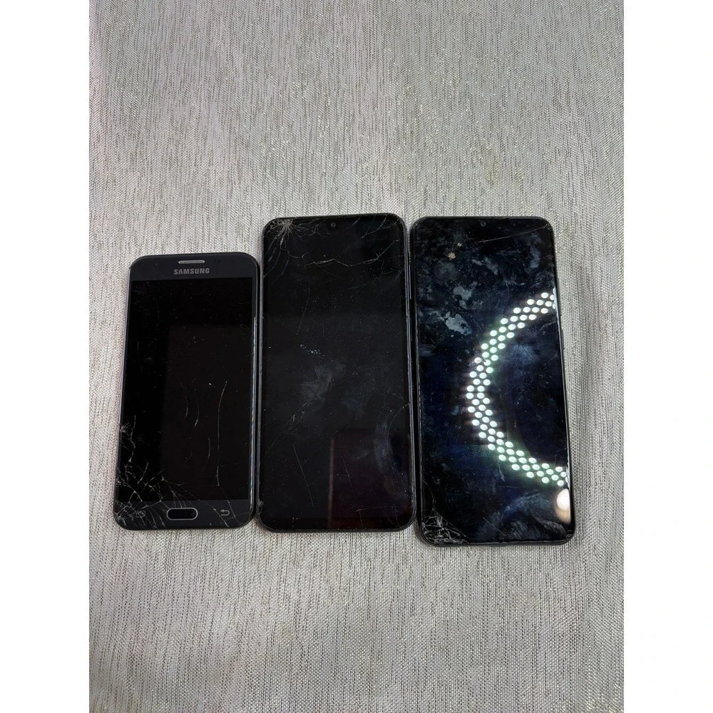 Bundle of parts, cell phones